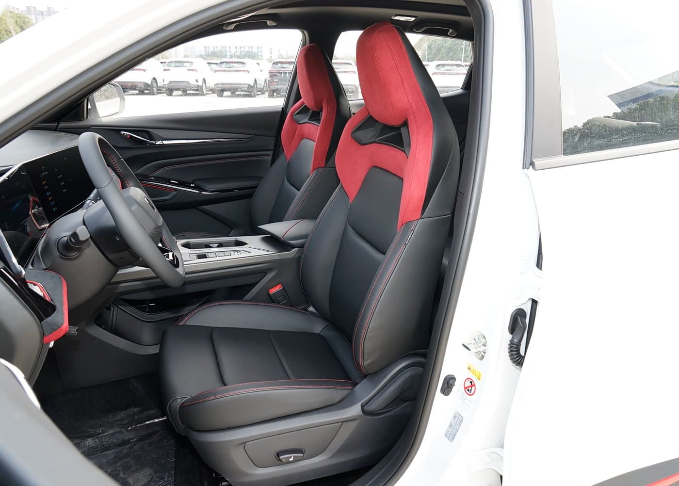 2024 Changan X5 Plus front seats — compact SUV for export