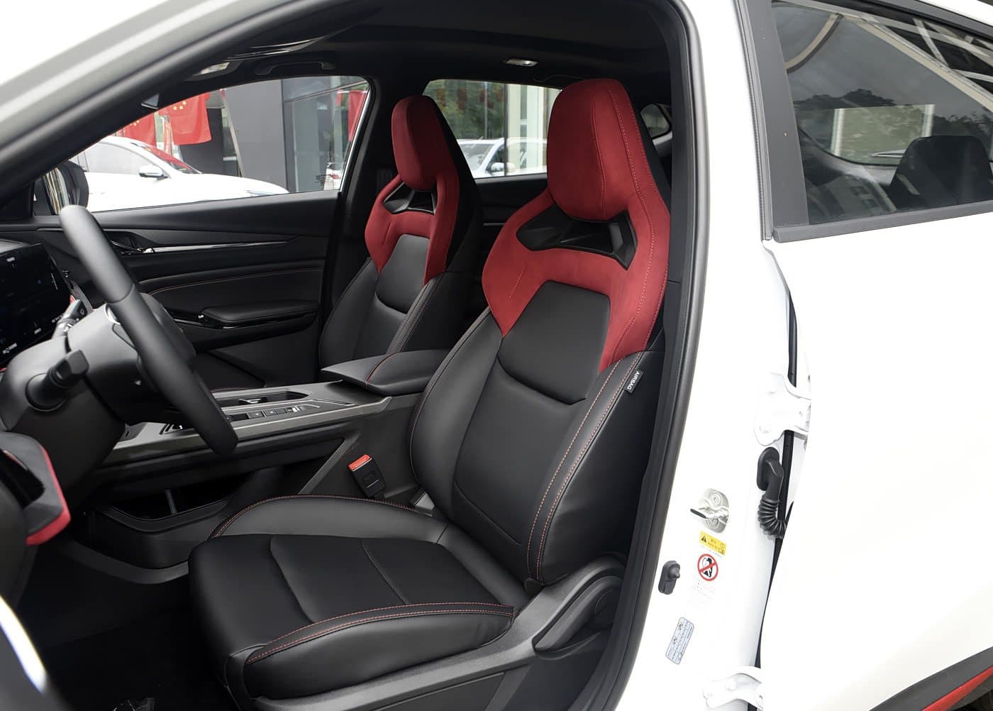 2025 Changan X5 Plus front seats — compact SUV for export