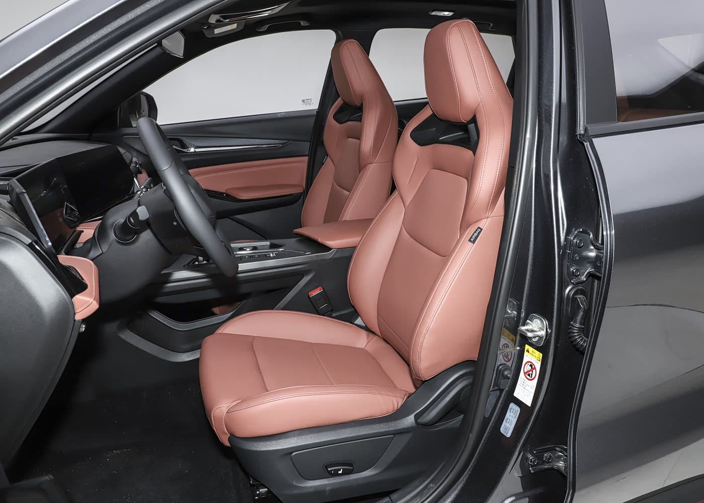 2026 Changan X5 Plus front seats — compact SUV for export